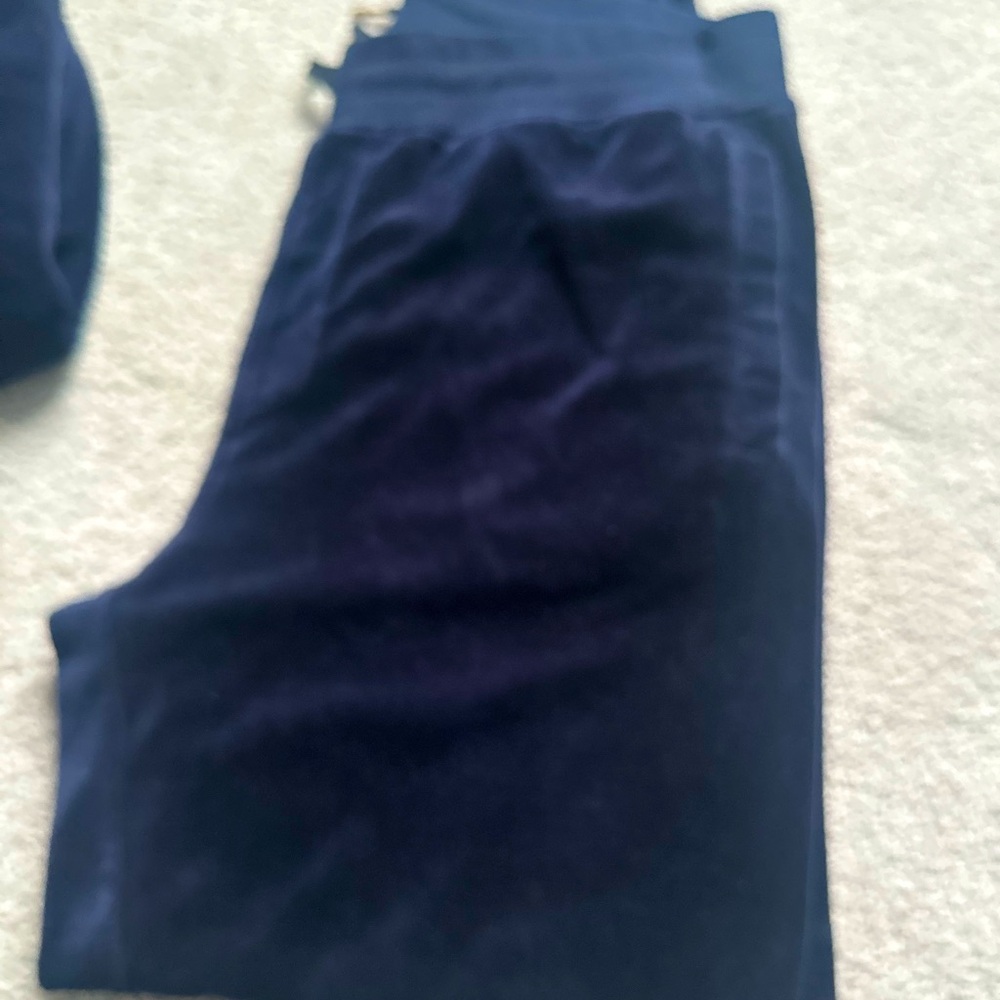 Men’s Sean John Velour Jogging Suit